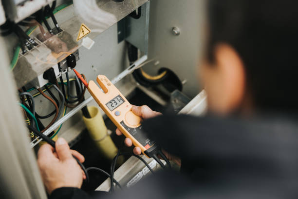 Best Local Electrician Companies  in North Newton, KS